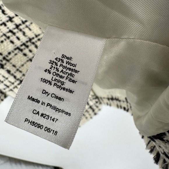 Talbots Women's Wool Plaid Tweed Blazer Jacket Size 10 Cream Black Fringe Trim - Picture 4 of 11